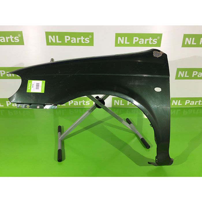 Guarda-lamas frontal esquerdo Kia Carnival 1999 a 2006